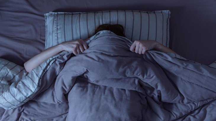 Ученые рассказали,почему зимой спать хочется больше