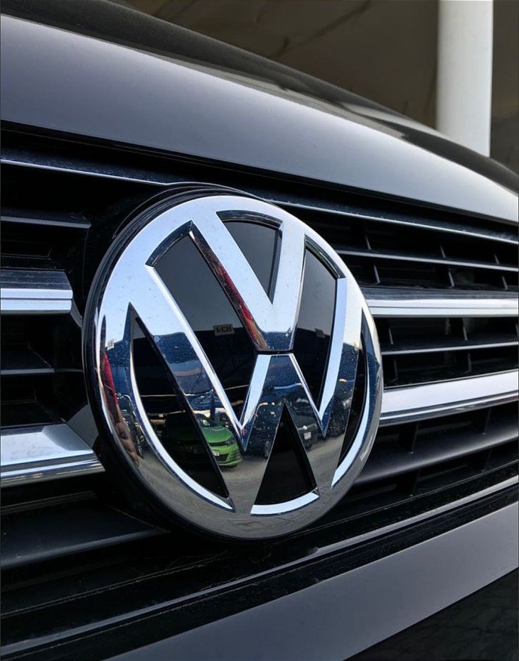 Volkswagen и Xpeng объединяют технологии, которые будут использоваться не только в электромобилях, но и в машинах с ДВС, а также в гибридах. 
